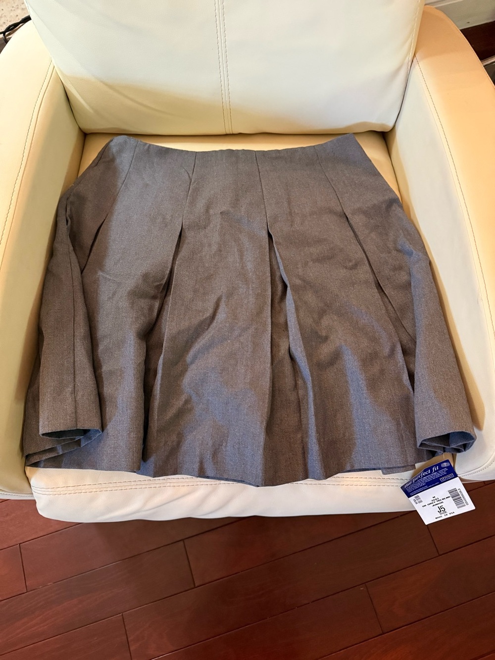 Girls' Pleated School Uniform Skirt in Gray NWT